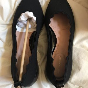 Brand new Taryn Rose flats